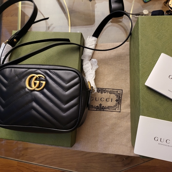 Authentic Gucci Marmont Mini Shoulder Bag - Picture 13 of 13